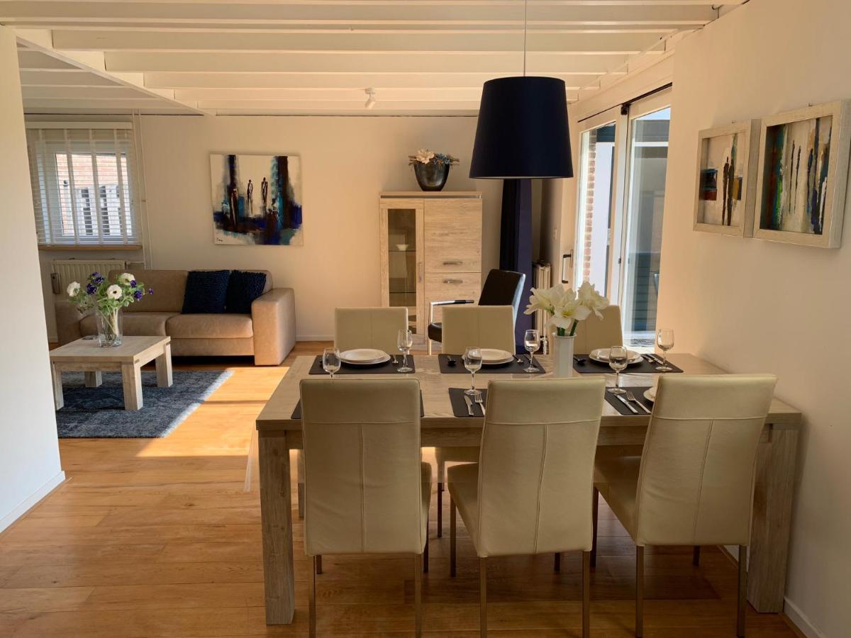 Vakantiewoning aan het Veerse meer Wolphaartsdijk Buitenkant foto